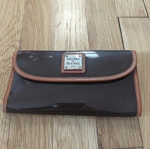 Dooney & Bourke Wallet